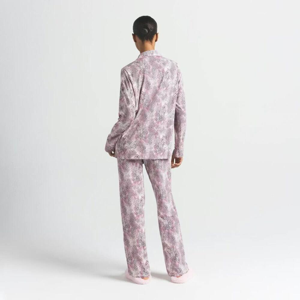 SKIMS LONG SLEEVE BUTTON UP SET (NWT) - Size M - Bloom Mini Multi Animal - Picture 5 of 9